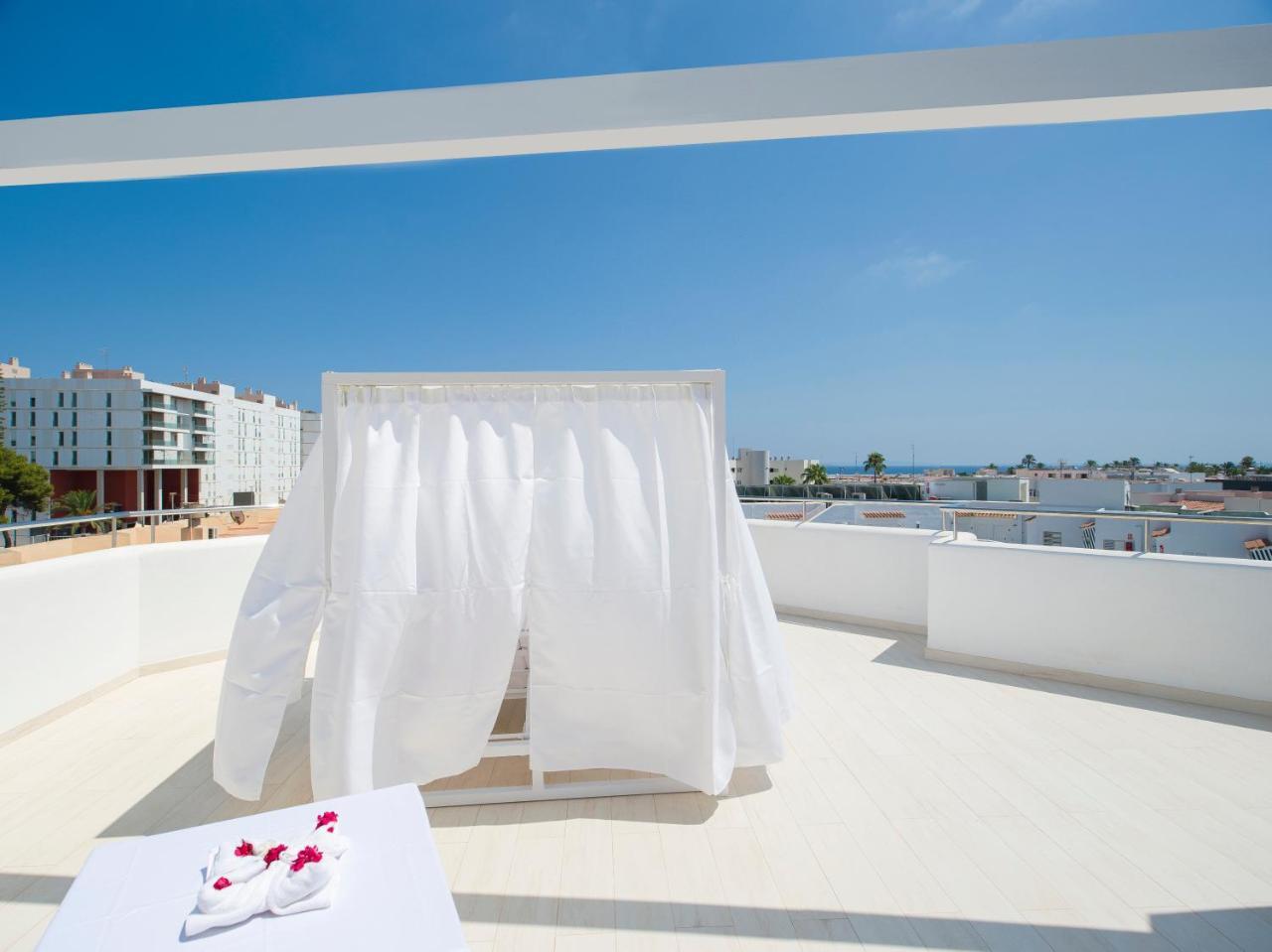 My Way Luxury Ibiza Studio - Ab Group プラヤ・デン・ボッサ エクステリア 写真